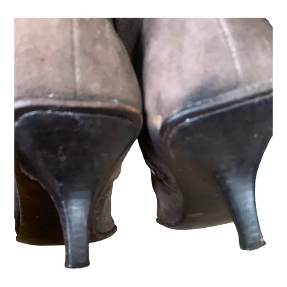 GUCCI Women’s Brown Suede Side Zip Booties Size 8