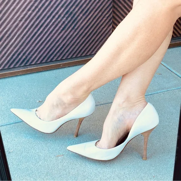 GUESS heels Carrie pumps WHITE LEATHER 9.5 stilettos high heel wedding bridal