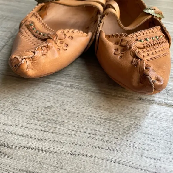 Handmade Leather Maryjane Style Flats Pointed Toe Brass Buckle Tan SZ 6-6.5