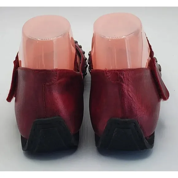 Helle Comfort Red Mary Jane Style Flats Lisboa Red C17701  Size 38 EUR 7 US
