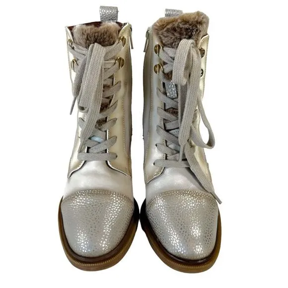 Hispanitas Janeth Cream CapToe Victorian Ankle Boots