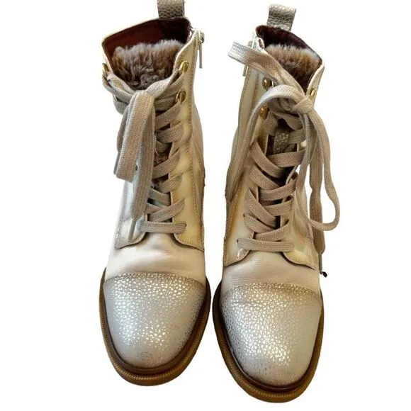Hispanitas Janeth Cream CapToe Victorian Ankle Boots