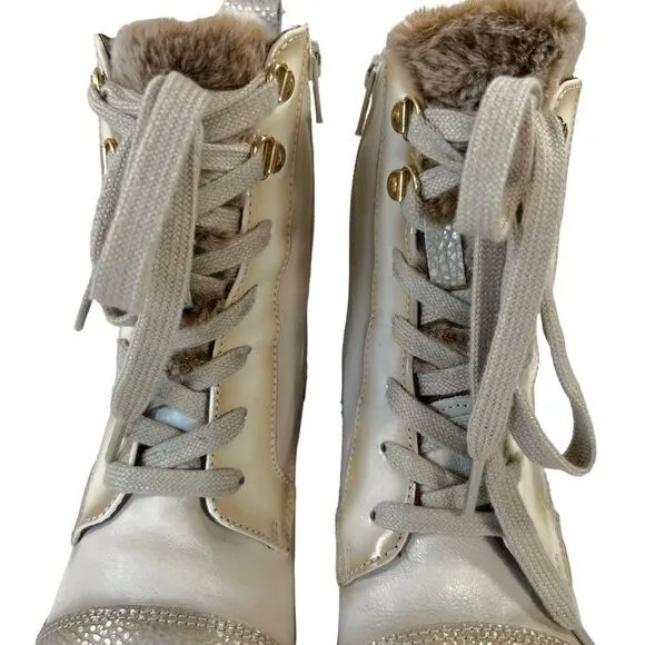 Hispanitas Janeth Cream CapToe Victorian Ankle Boots