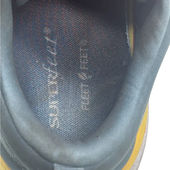 Hoka Men's Gray and Yellow Running Shoes MEN'S EVERYDAY RUNNINGBondi 8 Sz 9.2E