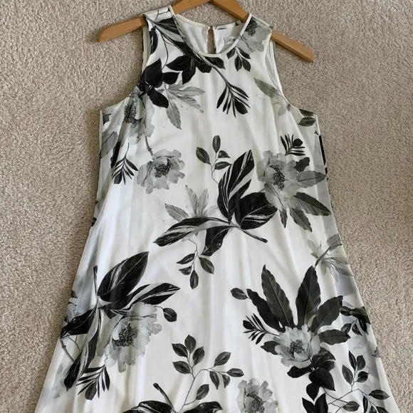 🎉HP🎉 Calvin Klein Sz 6 Women Grey &amp; White Floral Tropical Sleeveless Dress EUC