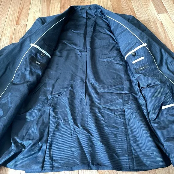 Hugo Boss Blazer Mens 44R Blue 100% Wool Sport Coat Jacket The James Super 120