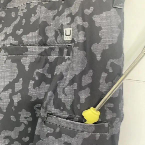 HUK Performance Pursuit Running Lakes Gray Camo Fishing 6&quot; Shorts Men's Size XXL