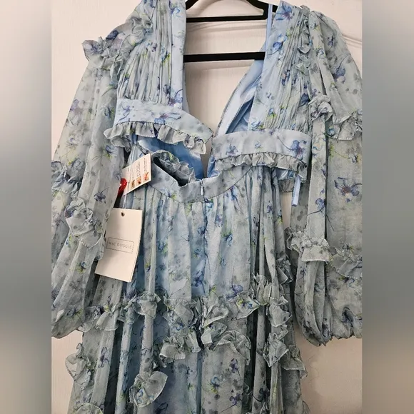 Ieena for Mac Dugga lRuffle Tiered blue  Floral Cutout Long Sleeve Gown SZ 6 NWT