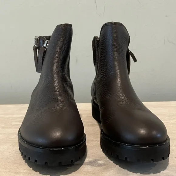 Ilsa Jacobsen Brown Leather Chelsea Zip Ankle Up Boot Size 7US/38EU/5UK.…  NWOB