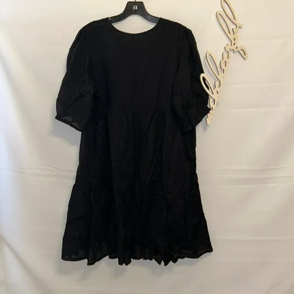 INDIA COLLECTION BY EMERSON FRYBlack Swiss Dot Isla Dress M/L