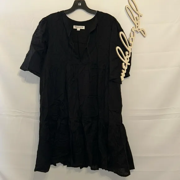 INDIA COLLECTION BY EMERSON FRYBlack Swiss Dot Isla Dress M/L