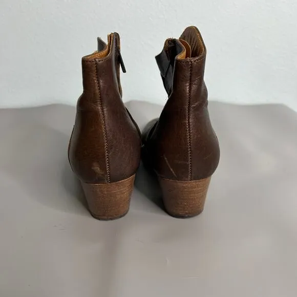 Isabel Marant 'Dicker' Brown Leather Ankle Boots 38