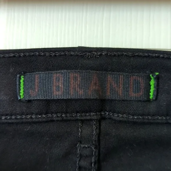 J Brand Classic Mid Rise Slim Fit Ankle Boot Cut Jeans Hewson Black 30