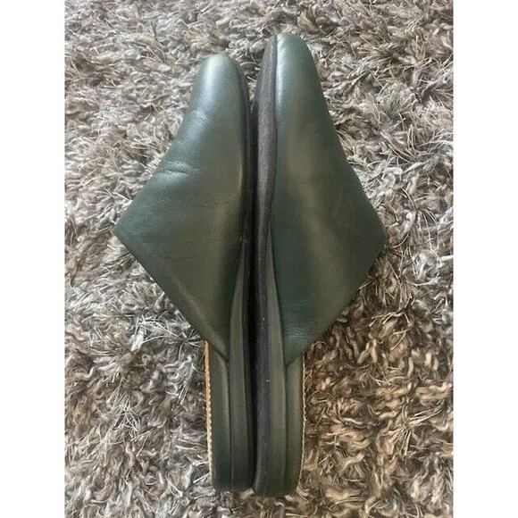 J Crew 6.5 Flats Leather Slip On Slipper Mules Green Round Toe Comfort Shoes