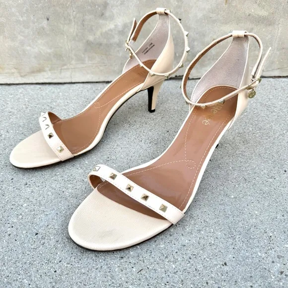 J. RENEE strappy sandals heels cream vegan gold studded stiletto sexy Women’s 13