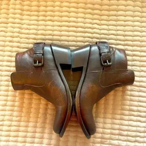 J.B. Dillon Leather Cowboy Western Ankle Boots Size 7.5! In like new Condition!