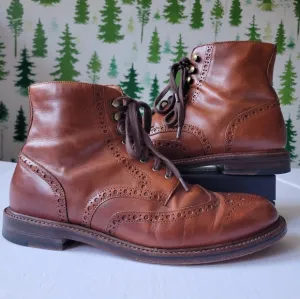 J.CREW LUDLOW LEATHER WING TIP BOOTS.