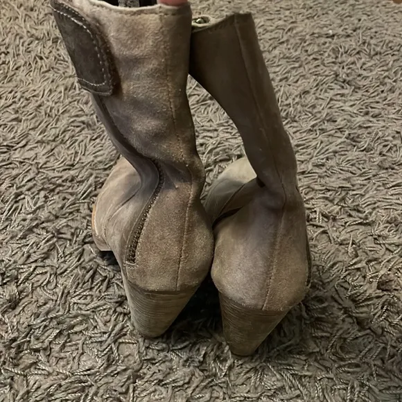 Jeffrey Campbell boots size 6.5