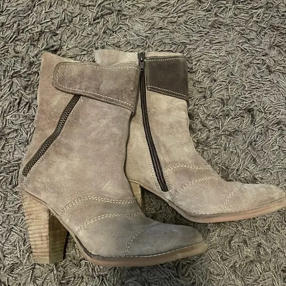 Jeffrey Campbell boots size 6.5