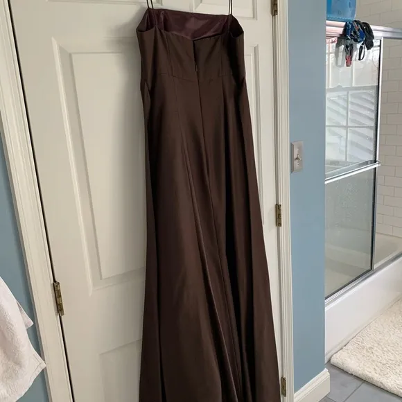 🌿Jenny Yoo formal gown/bridesmaid dress, chocolate retailed for $500, size 4🌿