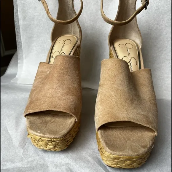 Jessica Simpson Women's SUELLA Sandal SAND DUNE SUEDE Platform Ankle Strap Wedge