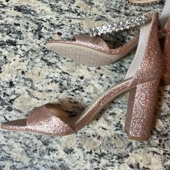 Jewel Badgley Mischka Rhinestone Glitter Heels