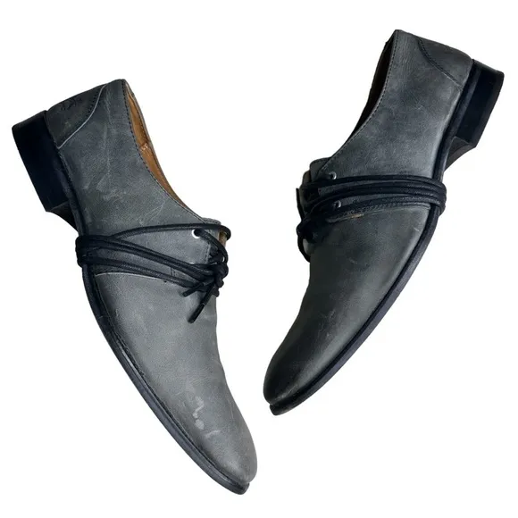 JOHN FLUEVOG HEADLINERS CABLEWRAPAROUND LACE DERBY SHOE. Size 9