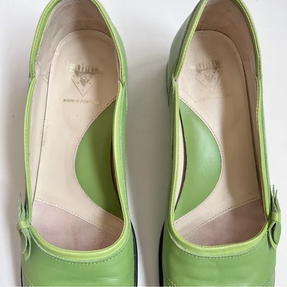 John Fluevog Round Toe Green Women’s Shoes Size 7.5