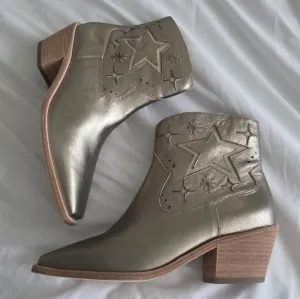 JOHNNY WAS Ankle Boots Gold Star Leather Side Zip Western Block Heel  7.5 NWOB