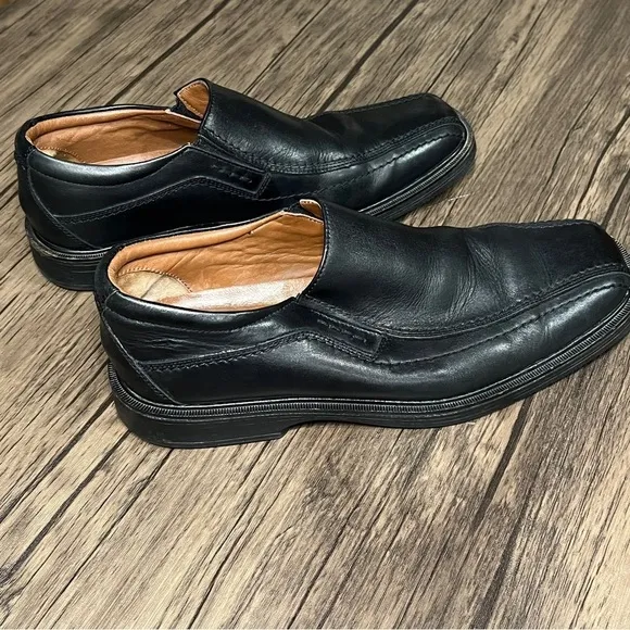 JOHNSON &amp; MURPHY 8M Black Leather SlipOn XC4 Stanton Sheepskin Lined Waterproof