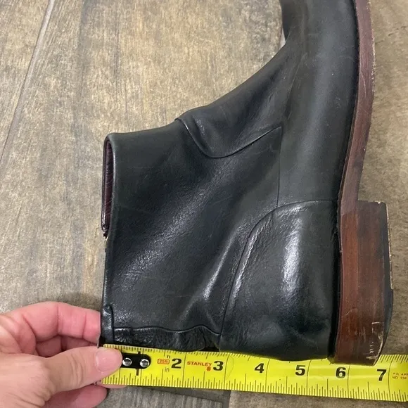 Johnston &amp; Murphy black side zip leather boots size 9.
