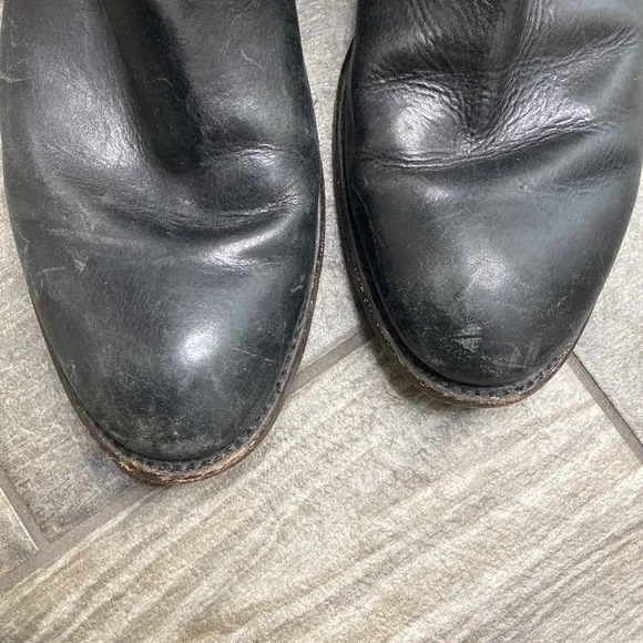 Johnston &amp; Murphy black side zip leather boots size 9.