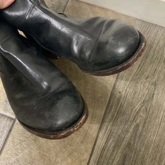 Johnston &amp; Murphy black side zip leather boots size 9.