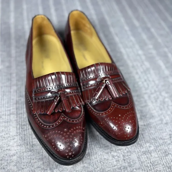 Johnston &amp; Murphy Mens Wingtip Kiltie Tassel Loafer Dress Shoe Size 10M Burgundy