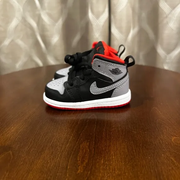 Jordan 1 Mid (TD) Toddler Shoes Black-Cement Grey-Fire Red DQ8425-006
