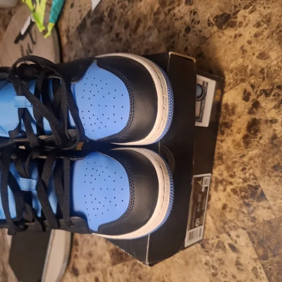 Jordan 1's Tennis Shoes