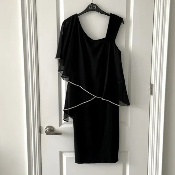 Joseph Ribkoff Rhinestone Trim Chiffon Dress Size 10 NWT