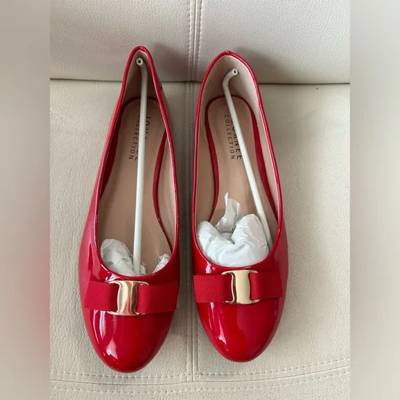 Journee Collection Kim Round Toe Ballet. Patent. Red. Size 11