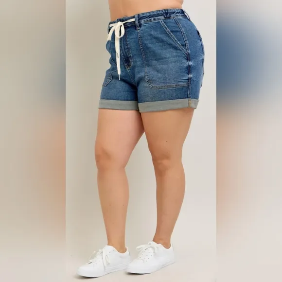 Judy Blue HR Dark Wash Tie Waist Patch Pocket Cuffed Denim Jogger Shorts NEW BTQ
