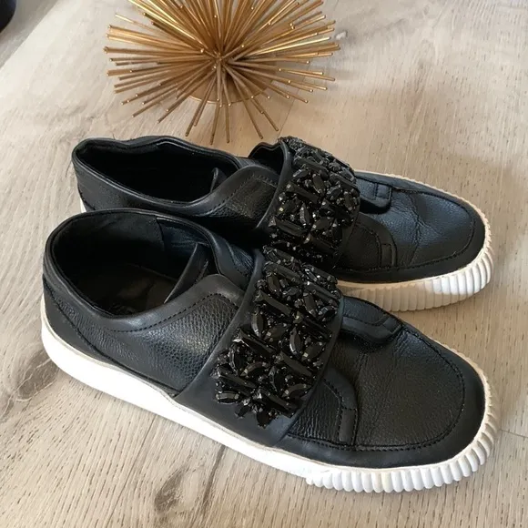 Karl Lagerfeld Paris Jules Black Slip On Shoes 6.5/37 stones.