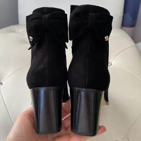 Kate Spade Marla Genuine Suede Leather Side Zip Back Bow Ankle Boots Black 7