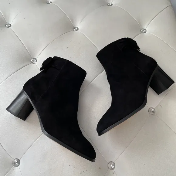 Kate Spade Marla Genuine Suede Leather Side Zip Back Bow Ankle Boots Black 7