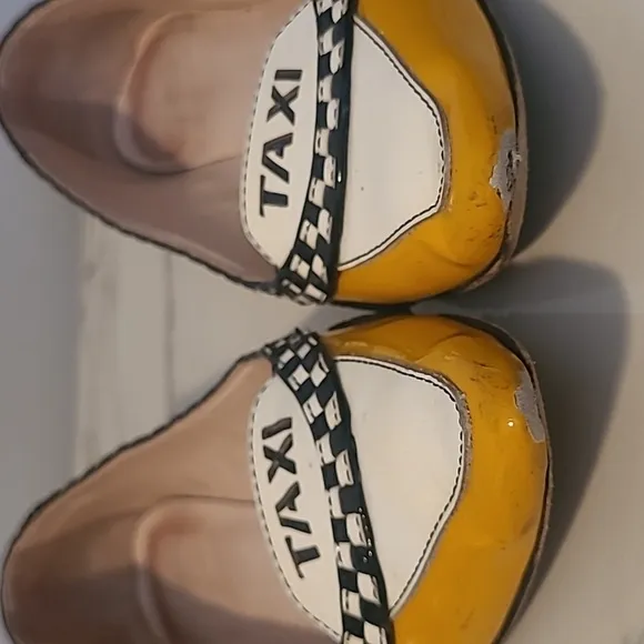 Kate Spade NY Taxi Flats Women's 6.5 Yellow Black White Checker Patent Leather