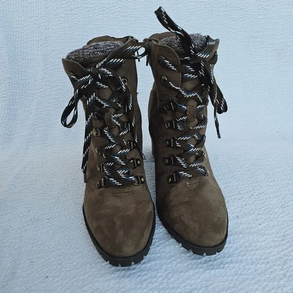 Kelly &amp; Katie Yustin Lace Up Boots Toffee Espresso Size 8.5