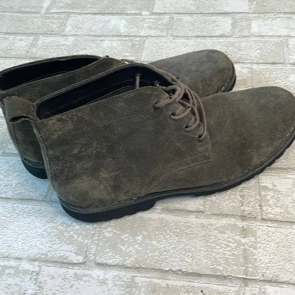 Kenneth cole grey leather boots