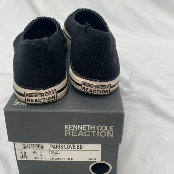 Kenneth Cole Reaction Women's Black Sparkle Slip-On Flats