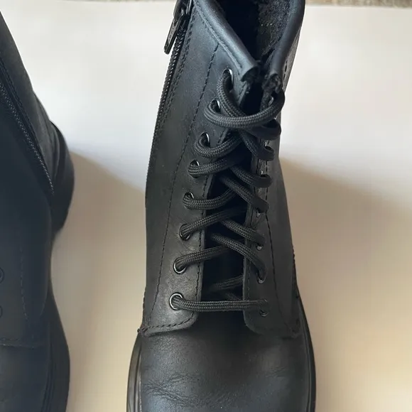 Kids Dr. Martens 1460 Black Junior Faux Fur lined side Zip Lace up Boots - 2