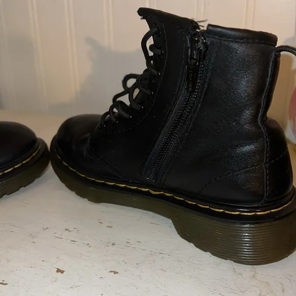 Kids Dr Martens black side zip boots size 12