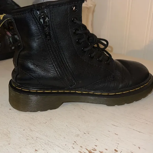 Kids Dr Martens black side zip boots size 12