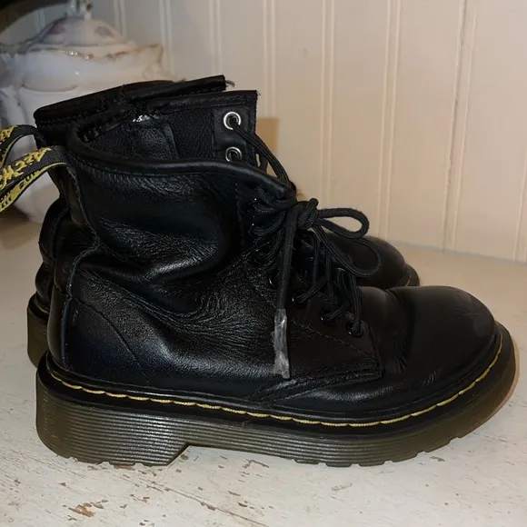 Kids Dr Martens black side zip boots size 12